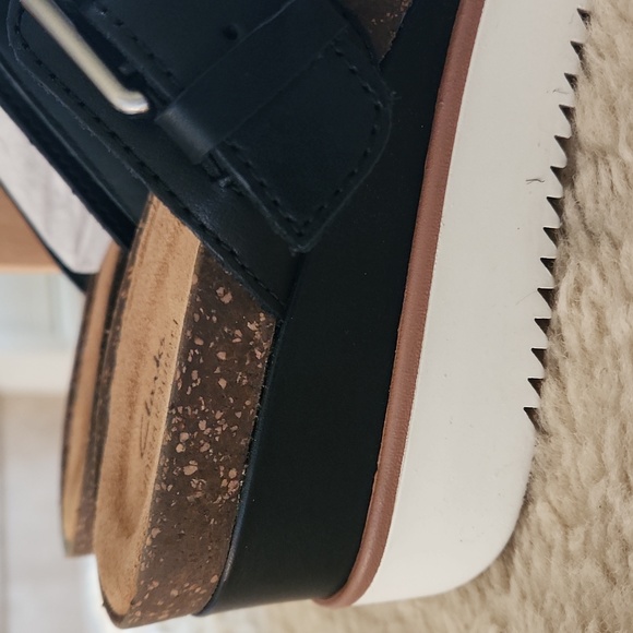 NWT IOB Clarks Lizby Ease Black Lea Leather Easy Slide Sandal ๐ก ๐ค - Picture 6 of 16